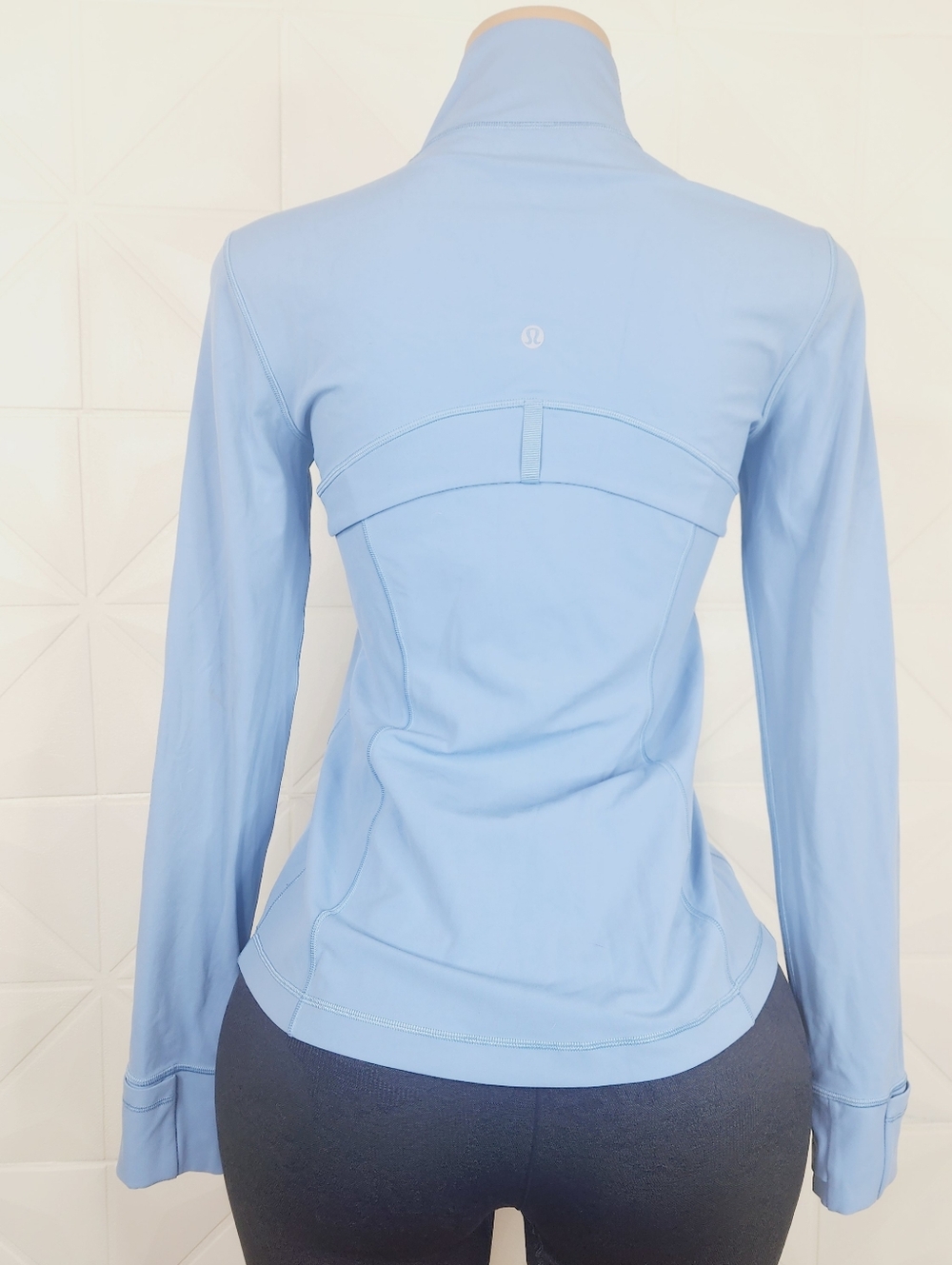 lululemon athletica Sky-Blue Full-Zip Utility Jacket - Picture 5 of 7